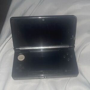 Nintendo 3ds black